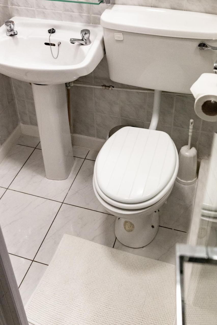Aaron Court B&B Dublin Eksteriør billede
