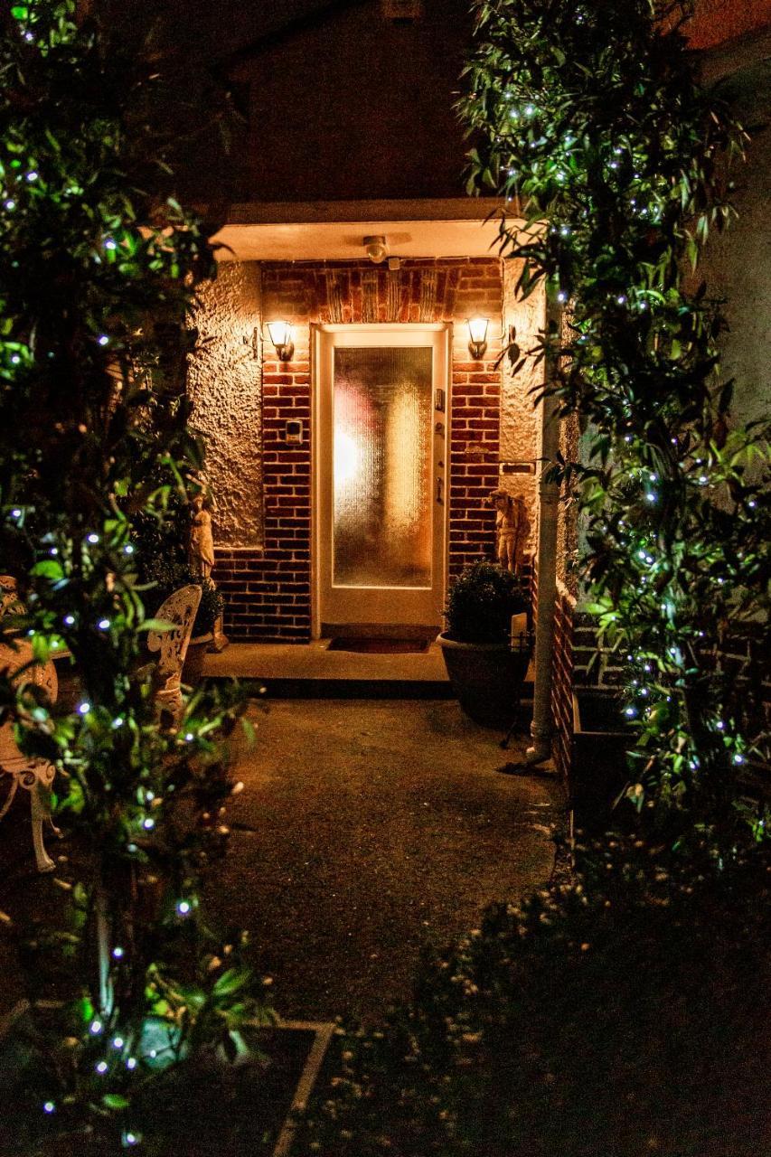 Aaron Court B&B Dublin Eksteriør billede