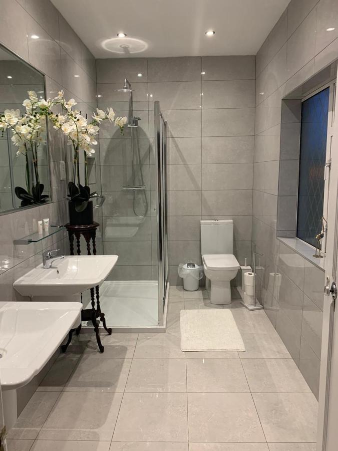 Aaron Court B&B Dublin Eksteriør billede